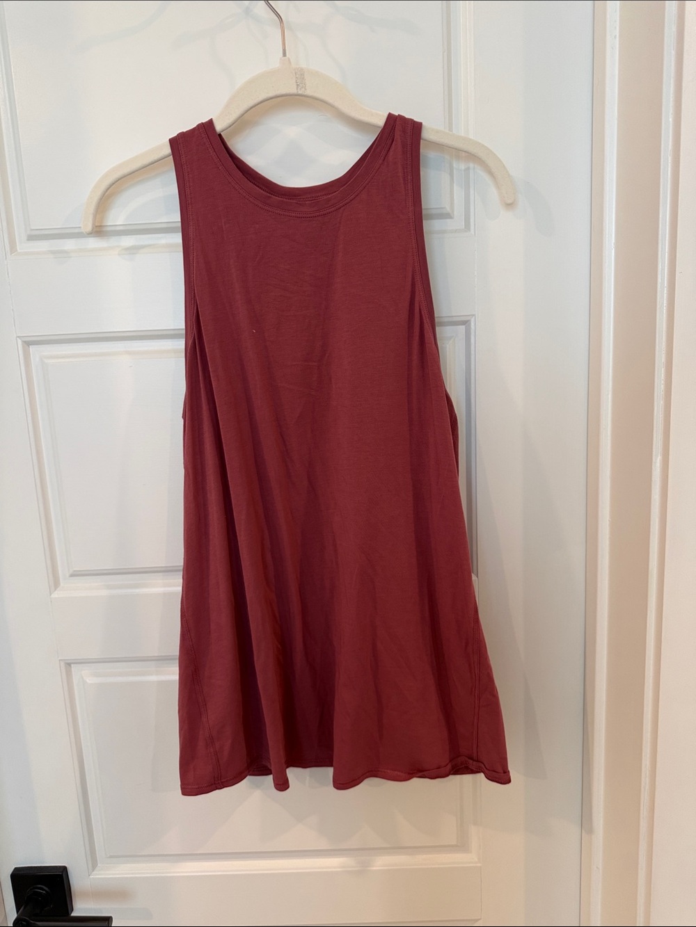 Lululemon open back tank top size 6-8